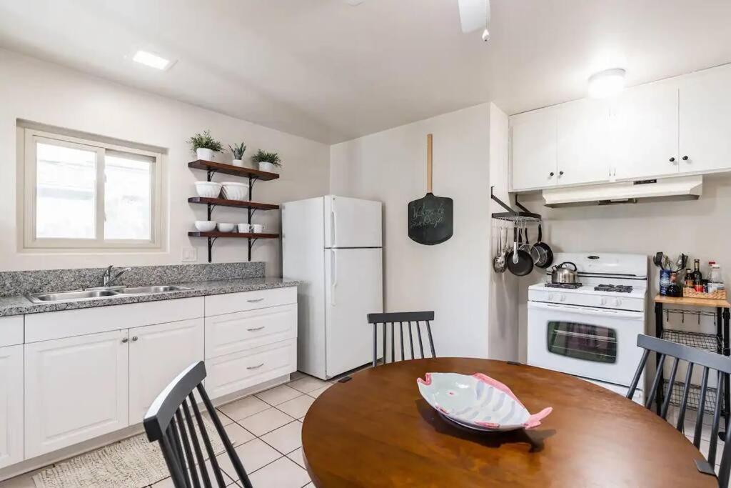 Casa Italia -2Br- Free Driveway Parking For 2 Cars Apartamento San Diego Exterior foto